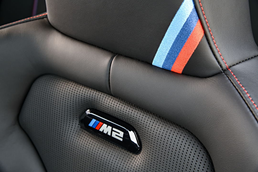 SMALL_P90374241_highRes_the-all-new-bmw-m2-c